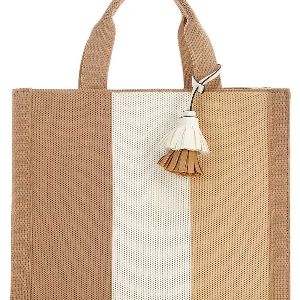 ANTONIO MELANI Tan and White Tote Bag with Chic Design